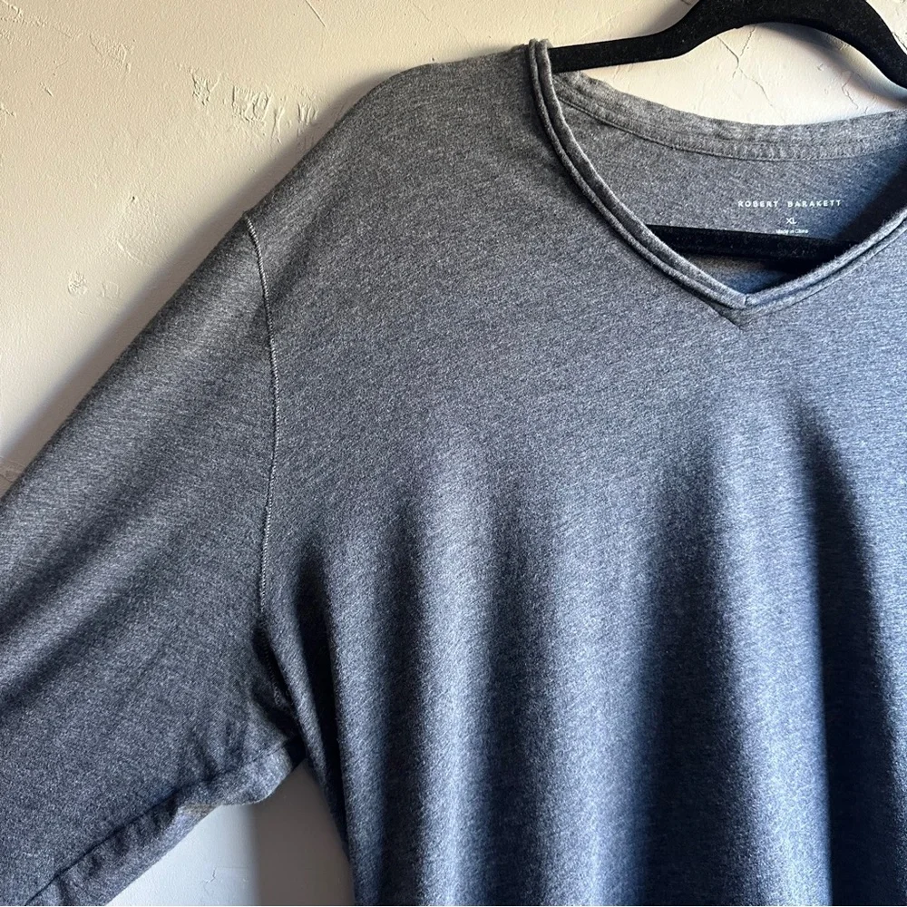 Robert Barakett Men’s Basic Farlow Long Sleeve VNeck Tee Sz XL‎ Dark Grey